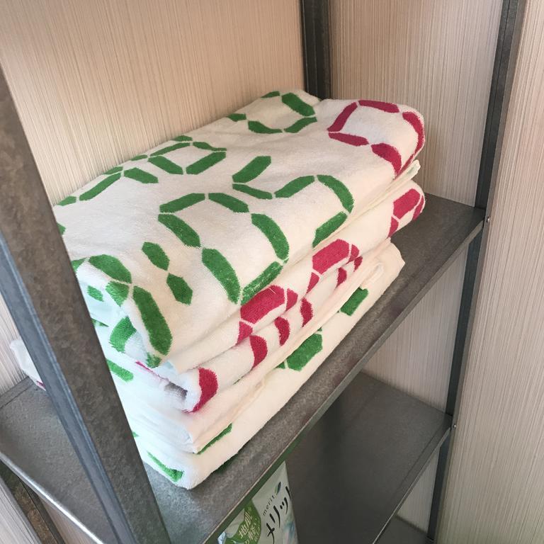 Guest House Okiniⅱ Osaka Bagian luar foto